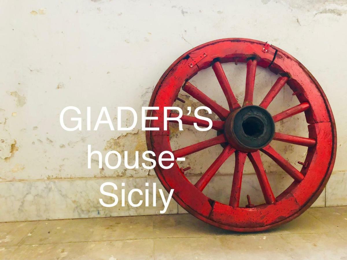 דירות קטאניה Giader'S House - Free Parking מראה חיצוני תמונה